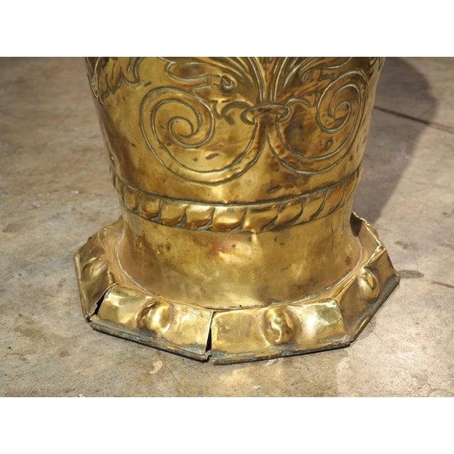 Metal 19th Century French Polished Brass Ceremonial Wine Harvest Hotte For Sale - Image 7 of 12