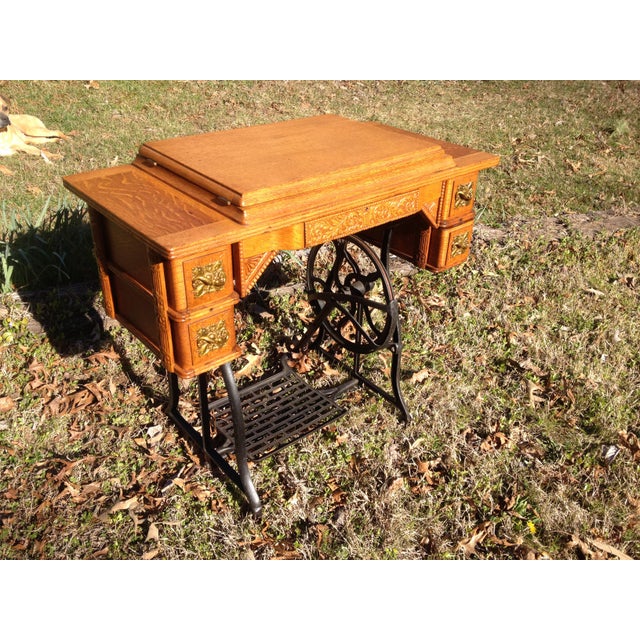 1895 Wheeler and Wilson D9 Sewing Machine With Tiger Ribbon