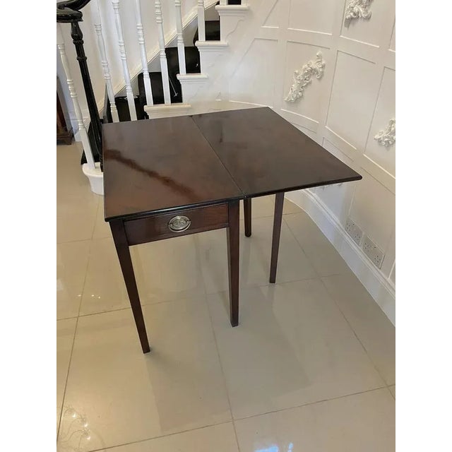 Antique George III Quality Mahogany Inlaid Tea Table For Sale - Image 6 of 12