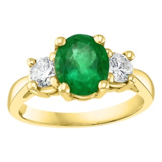 Oval Emerald and Diamond Three-Stone Ring 14 Karat Yellow Gold For Sale