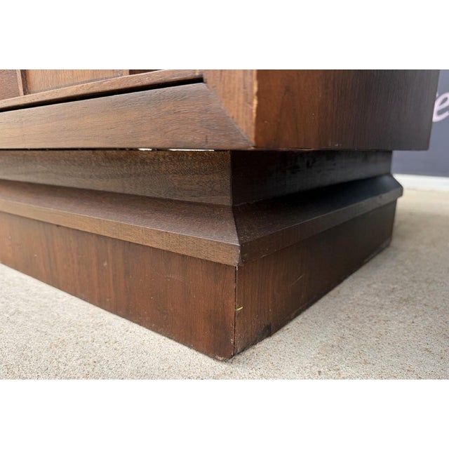Pair of 1970s Brutalist-Inspired Nightstands For Sale - Image 14 of 17