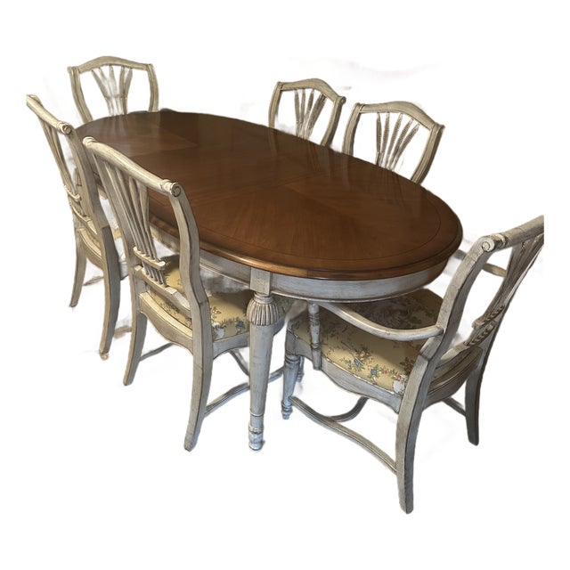 Dexter Heritage Dining Room Set For Sale