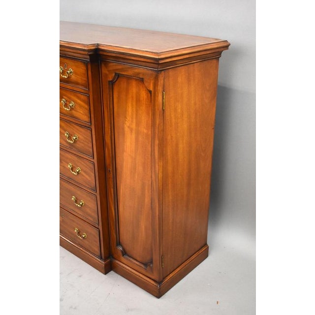 Antique Victorian Mahogany Sideboard, 1860 For Sale - Image 6 of 12