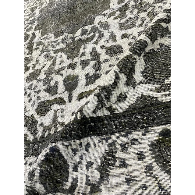 Traditional Hand Knotted Vintage Distressed Tabriz Rug. 6'05" X 9'07" For Sale - Image 3 of 4