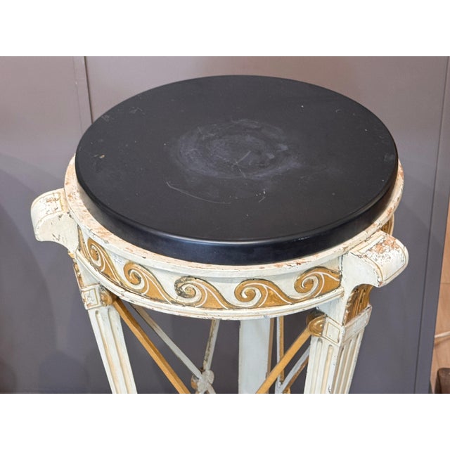 Cream Pair of 20th Century Northern European Parcel-Gilt Pedestals With Marble Tops For Sale - Image 8 of 10