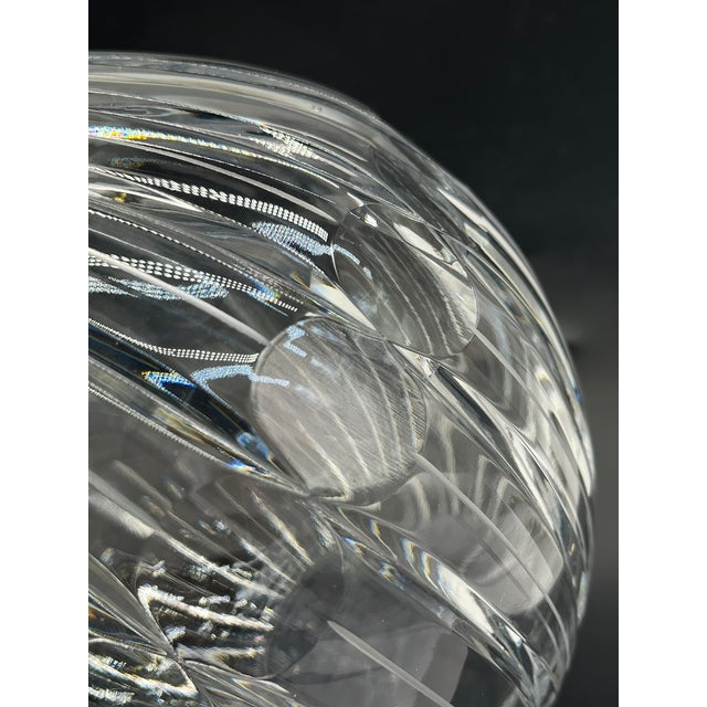 Mid-Century Modern Vase in Lead Crystal For Sale - Image 7 of 15
