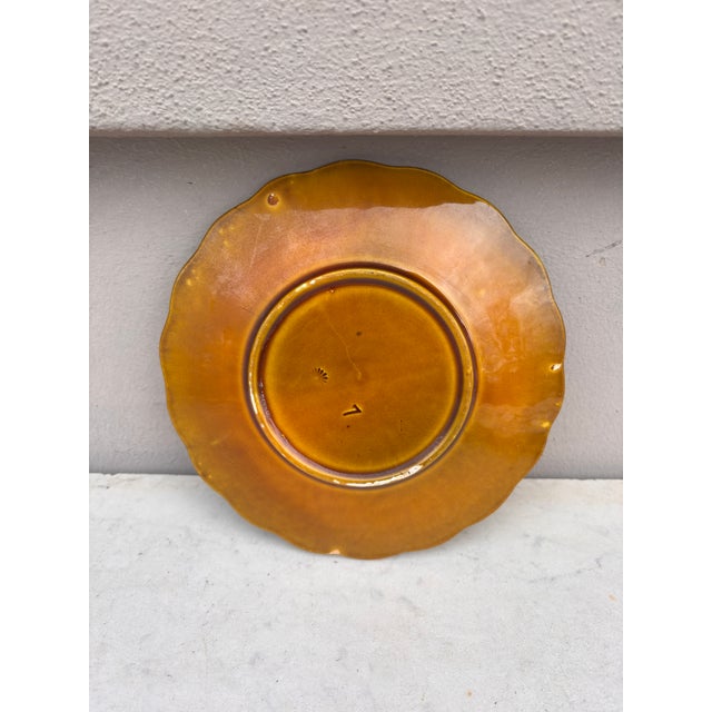 Villeroy & Boch Majolica Chesnut Leaf Plate Villeroy & Boch, Circa 1890 For Sale - Image 4 of 4