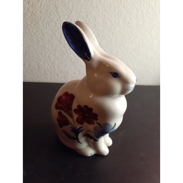 1970s Handpainted Ceramic Bunny Figurine Likely Made in Italy For Sale In Dallas - Image 6 of 8