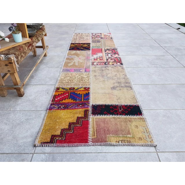 1950s Biege and Red Wool Vintage Saloon Runner For Sale - Image 5 of 10