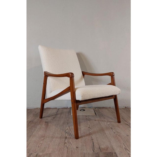 1960s Set of Mid-Century Armchairs in Beech and Bouclé Cream Fabric by Jiroutek for Interior Praha, Czech, 1960s For Sale - Image 5 of 15