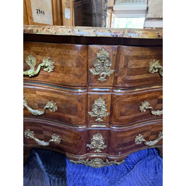 Late 18th Century Late 18th Century French Louis XV Style Bombe/Commode For Sale - Image 5 of 12