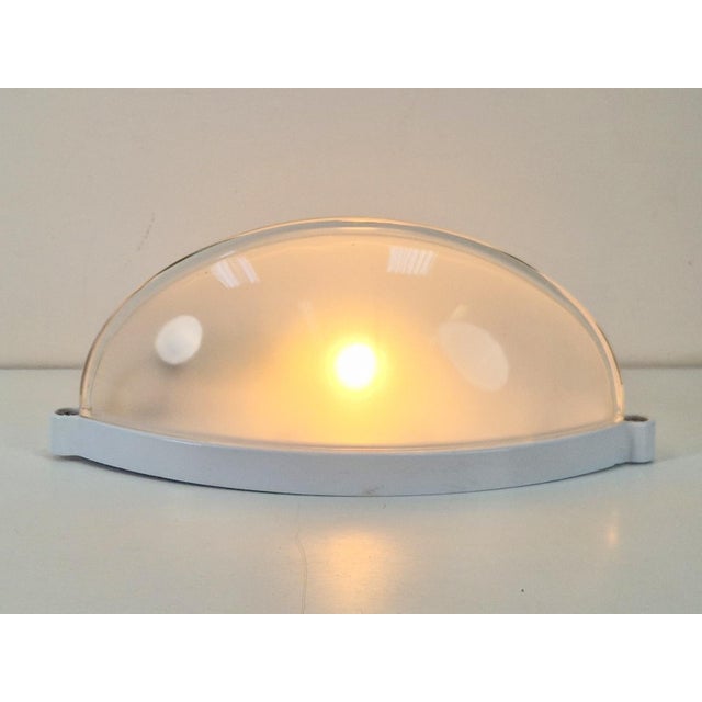 1990s Vintage Mitasi Wall Lamp by Ernesto Gismondi for Artemide, 1990s For Sale - Image 5 of 14