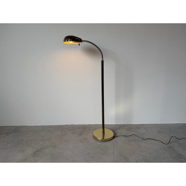 Vintage Hollywood Regency Brass Shell Shade Floor Lamp For Sale - Image 4 of 12