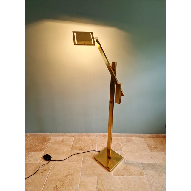 Gold Hollywood Regency Brass Floor Lamp with Counterweight System, 1970s For Sale - Image 8 of 18