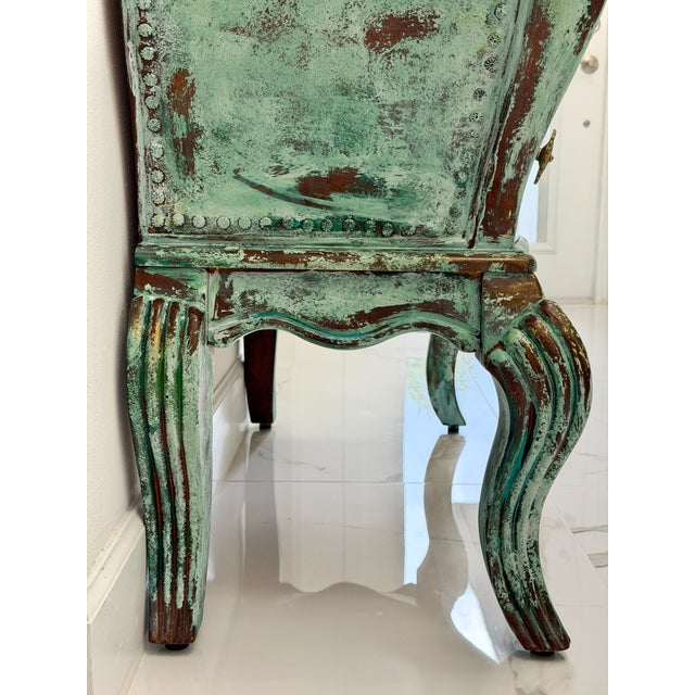 French Provincial Green Bombé Chest – Distressed Patina – Brass Hardware For Sale In Naples, FL - Image 6 of 8