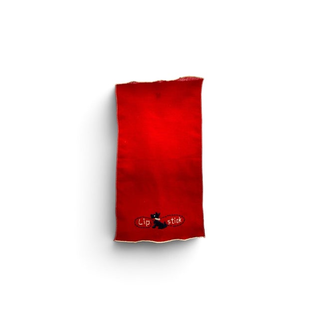 Art Deco Red Lipstick Towel With Embroidered Dog, Fala, 1940s For Sale - Image 3 of 5