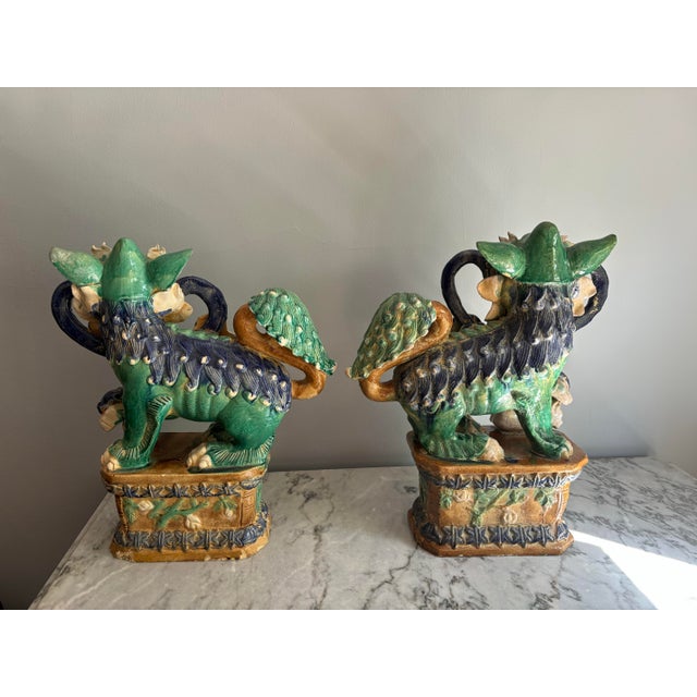 Pair of Early 20th Century Sancai Chinoiserie Glazed Terra Cotta Foo Dogs For Sale - Image 6 of 10