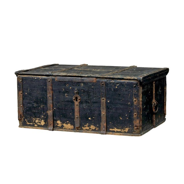 Mid-19th Century Scandinavian Painted Pine Chest, 1840s For Sale - Image 10 of 10