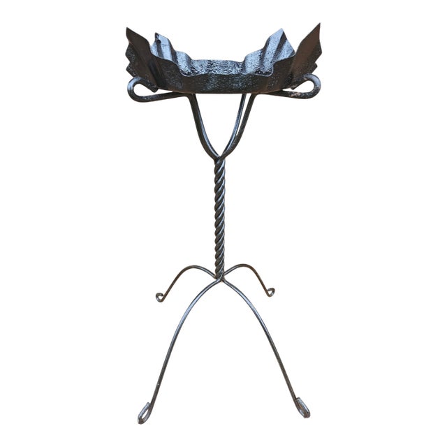 Vintage Twisted Stem Wrought Iron Plant Stand For Sale
