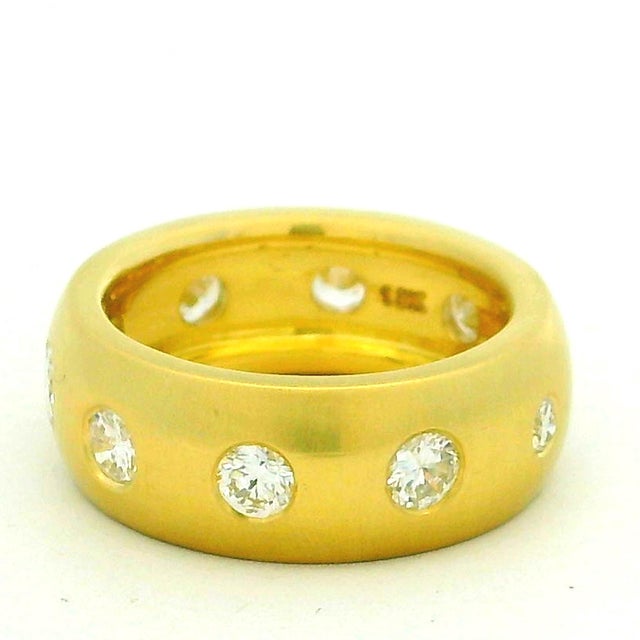 Gold Talia Jade 18k Gold Diamond Band Ring, 1.90 Carats, Size 7 For Sale - Image 8 of 14