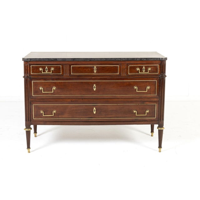 18th Century French Mahogany Commode For Sale - Image 10 of 10