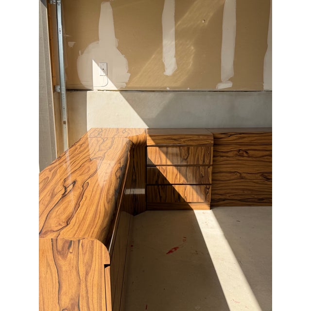 Postmodern 1980s Modular Lacquer Laminate Waterfall Postmodern Full Bedroom Suite For Sale - Image 3 of 11