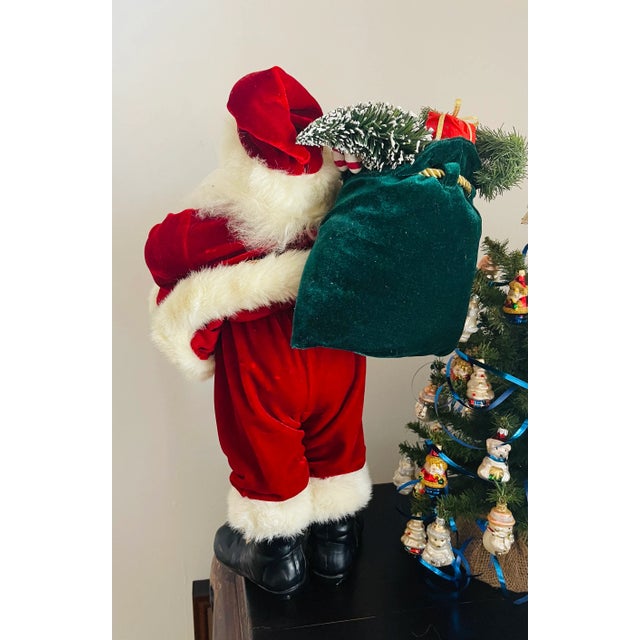 Gorgeous Vintage 1970s Santa Christmas Figurine With Porcelain Face Glass Eyes For Sale - Image 4 of 6