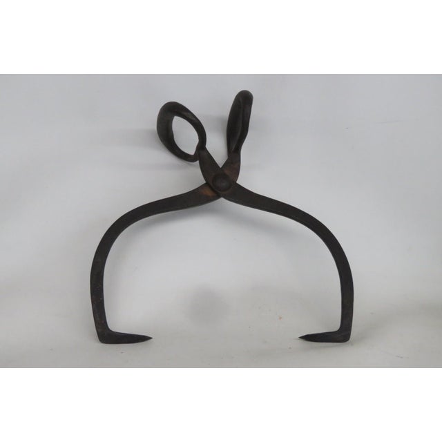 These amazing Ice Tongs are made of cast iron. This incredible piece of history presents a wonderfully classic Traditional...