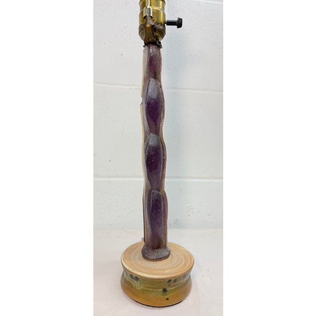 Rare Vintage Handmade MCM Purple Lucite and Pottery Base Electric Table Lamp For Sale - Image 11 of 12