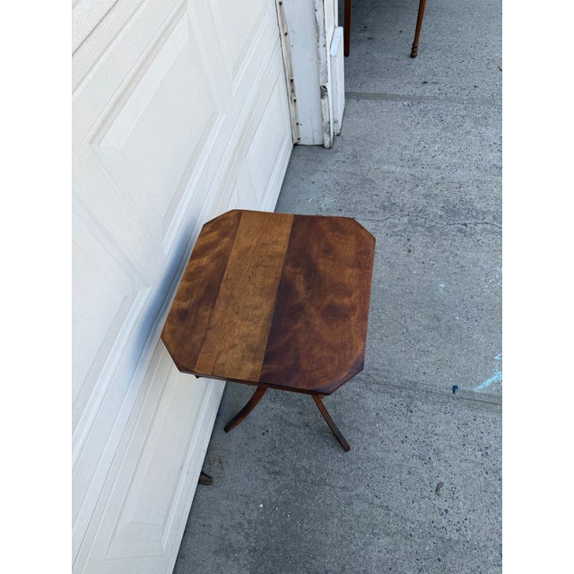 Vintage Federal Revival Wood Pedestal Side Table With Traditional Carved Details For Sale In New York - Image 6 of 12