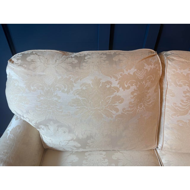 English Vintage Sherrill Sofa For Sale - Image 3 of 6