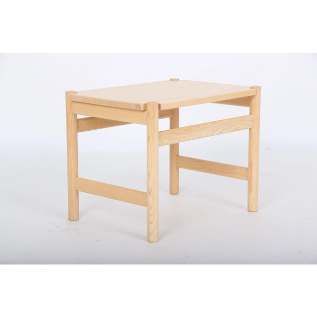 No. 40 Table in Solid Ash with Tray by Hans J. Wegner for PP Møbler For Sale - Image 6 of 9