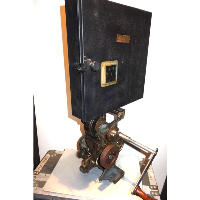 Black 1906 Power's Cameragraph 35MM Hand Crank Movie Projector Artifact Display Sculpture For Sale - Image 8 of 9