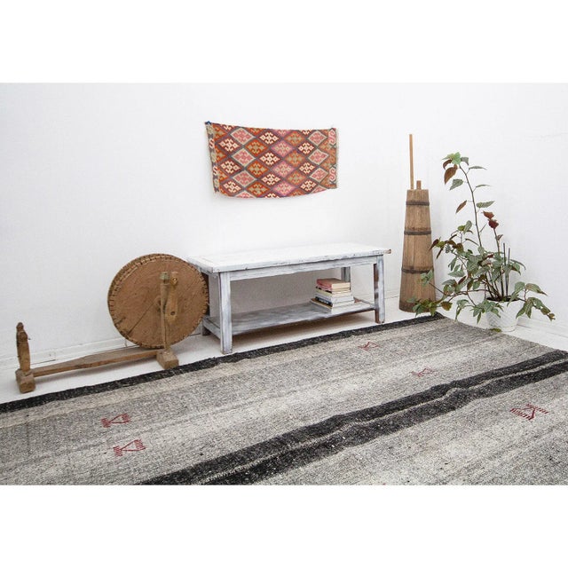 Gray & Black Vintage Kilim Rug For Sale In Los Angeles - Image 6 of 7