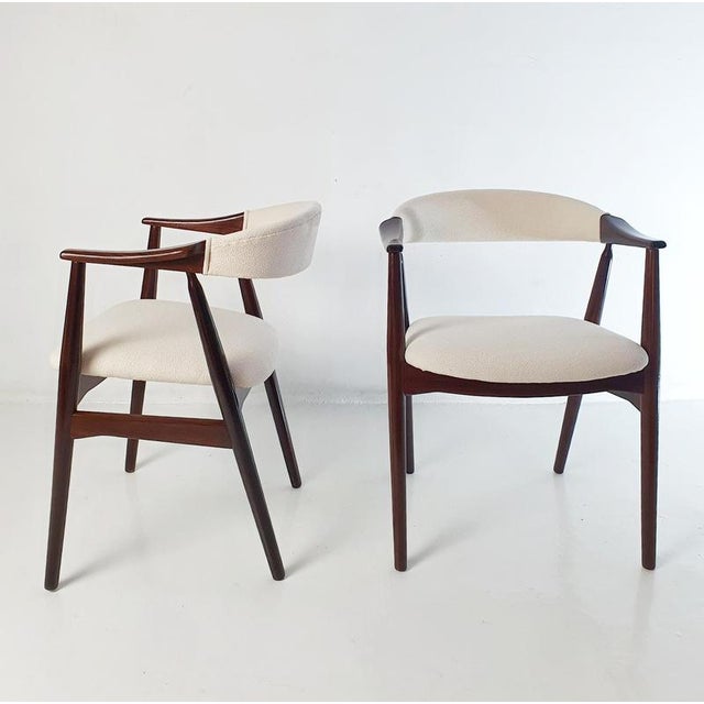 Mid-Century Modern Dining Chairs in Bouclé and Walnut attributed to Thomas Harlev, 1960s, Set of 2 For Sale - Image 4 of 11