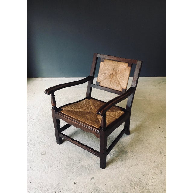 Low Arts & Crafts Oak & Rush Armchair, Belgium 1920s For Sale - Image 9 of 18