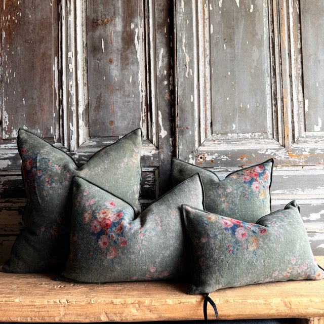 Gray French Linen Accent – Pompadour Laurier 20 For Sale - Image 8 of 8
