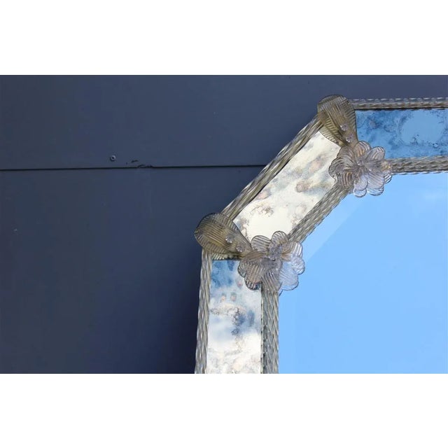 Octagonal Murano Glass Mirror with Gold Dusted Flowers and Braids, 1950s For Sale - Image 6 of 9