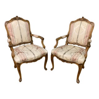 French Carved Walnut Armchairs, 1910, Set of 2 For Sale