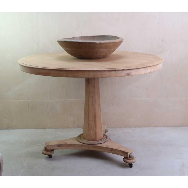 Small Antique English Palladian Style Round Bleached Table, 1835 For Sale - Image 3 of 9