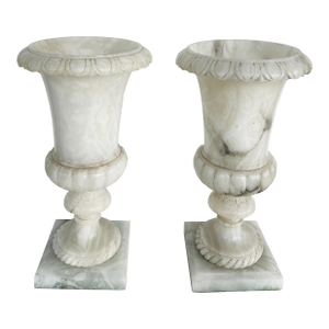 Early 20th Century Large Neo-Classical Medici Style Alabaster Urn Table Lamps, Pair