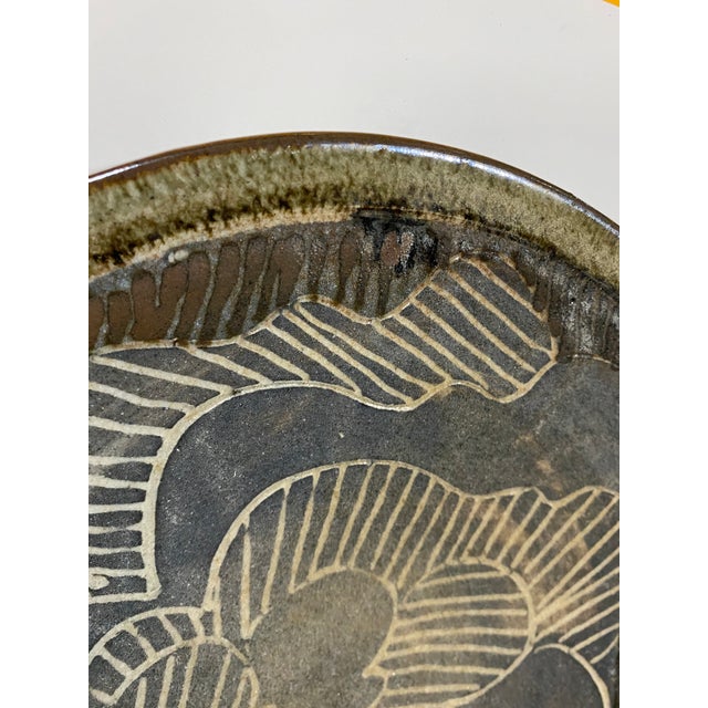 Mid-Century Modern Large Mid 20th Century Gerald Newcomb Studio Pottery Charger For Sale - Image 3 of 9