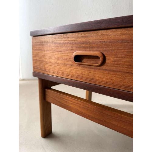 Not every piece of furniture demands attention. Some pieces actually evoke tranquility. This elegant 1960s lowboard,...