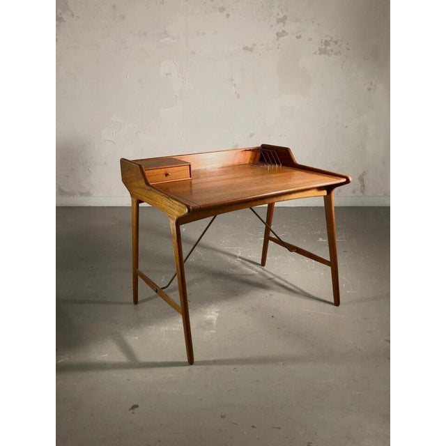 Small Desk Emblematic Model by Svend Åge Madsen Knudsen & Søn Edition, Denmark, 1950s For Sale - Image 11 of 14