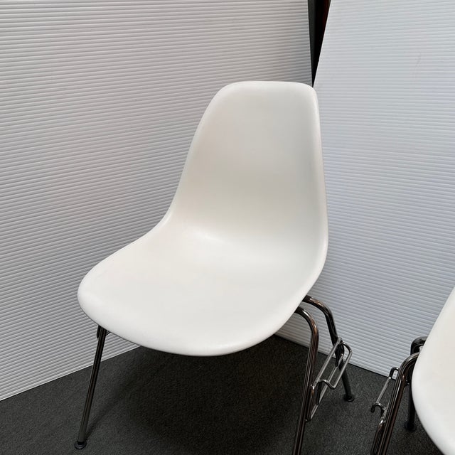 Charles and Ray Eames for Herman Miller White Molded Plastic Stackable Side Chairs, Pair For Sale - Image 12 of 12