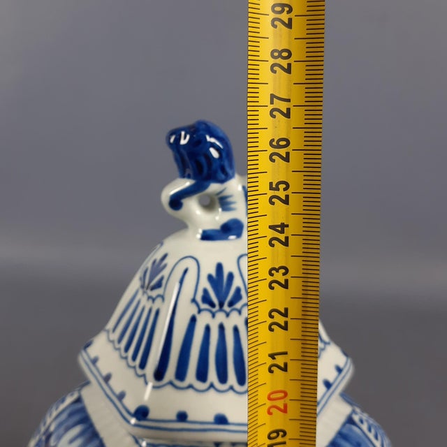 Vintage Porcelain Potiche Vase with Blue Lion Lid from Royal Delft For Sale - Image 11 of 12