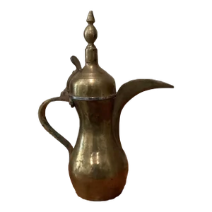 Early 20th Century Middle Eastern Moorish Dallh Arabic Brass Coffee Pot