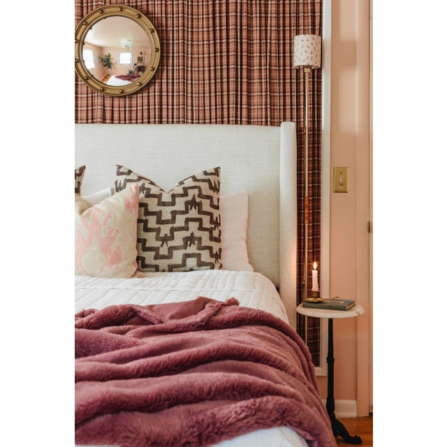 This listing is for a vintage 20th century convex mirror in the Federalist style. The wood frame is a dark, golden bronze...