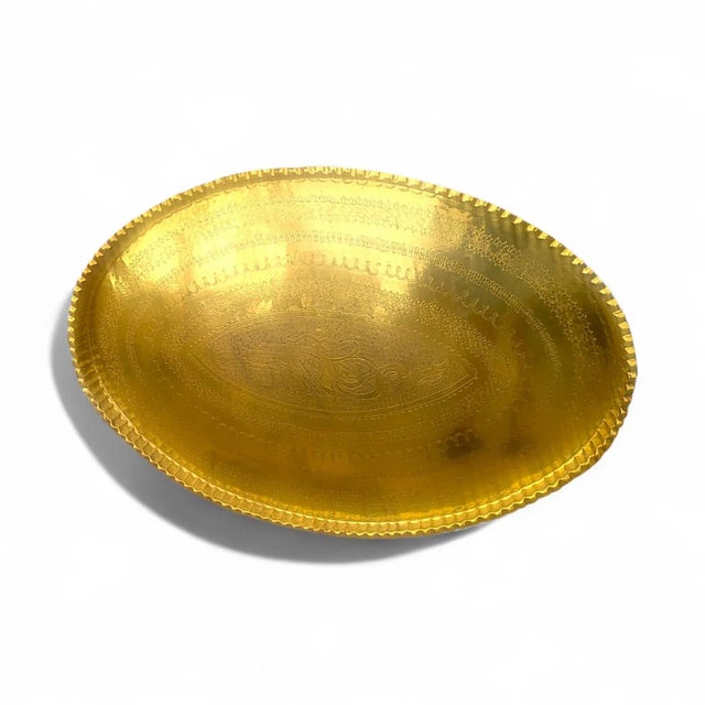 1940s Large Oval Islamic Art Handcrafted Etched Polished Brass Tray For Sale In Palm Springs - Image 6 of 13