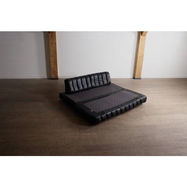DS-85 Sofa Bed in Black Leather and Chrome from De Sede, Switzerland, 1960s For Sale - Image 3 of 13